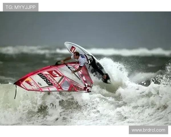 南京极限运动队在世界街舞大赛中的速度表现引发热议与赞赏