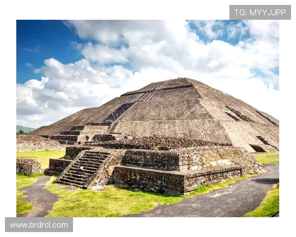 探索阿拉巴的魅力与文化遗产，揭示这片土地的独特风情与历史故事