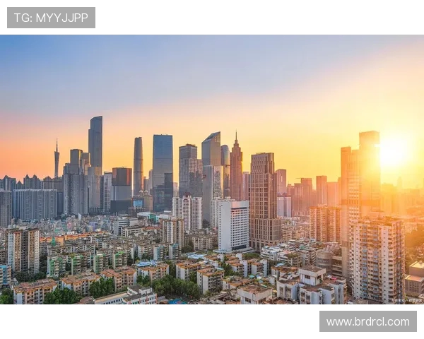 广州足球队在联合会杯积分榜中以73分稳居首位，展现强劲实力